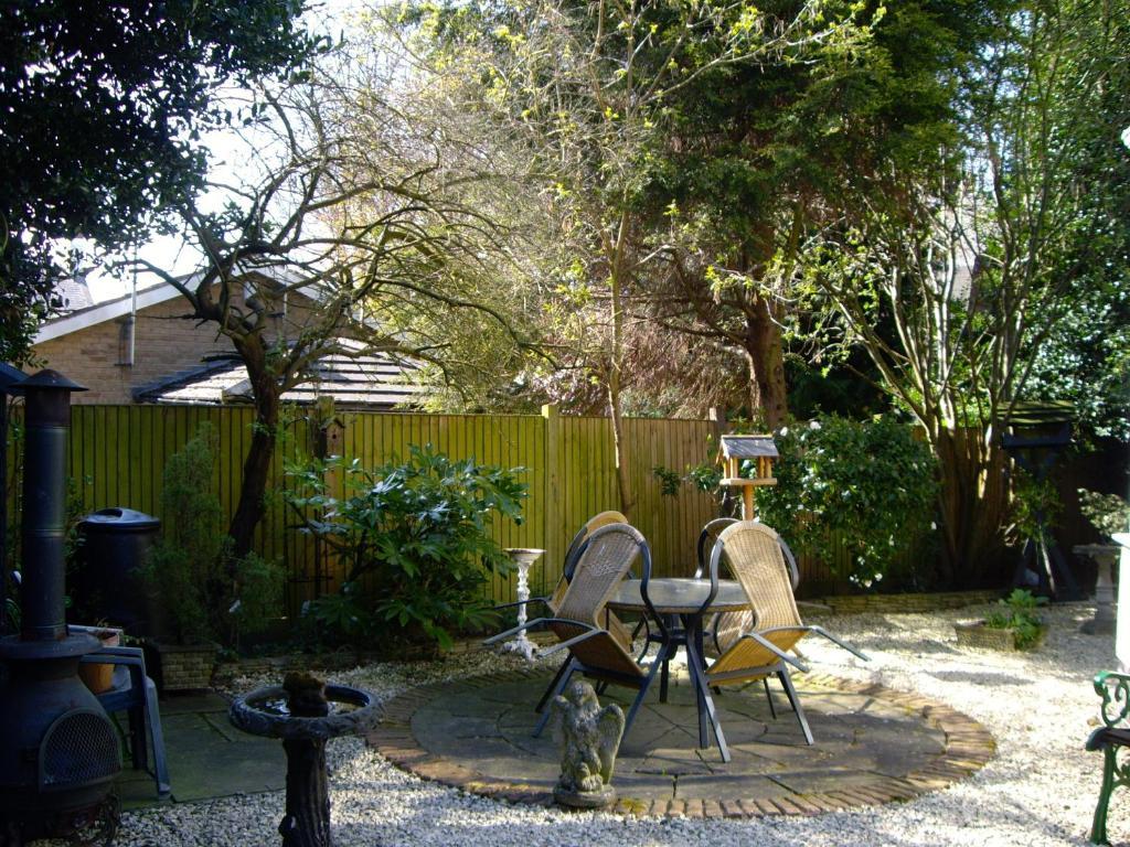 Nottingham Lodge Exterior photo
